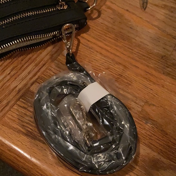 Purse - Picture 5 of 5